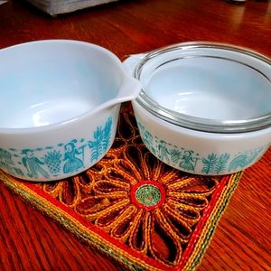 Vintage Pyrex Glass Bowls